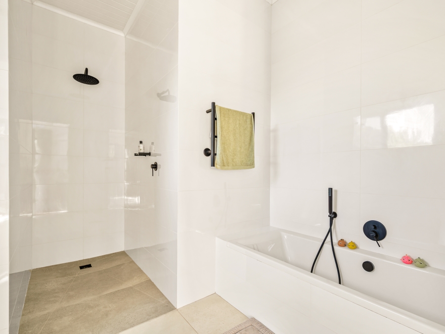 5 Bedroom Property for Sale in Pezula Private Estate Western Cape